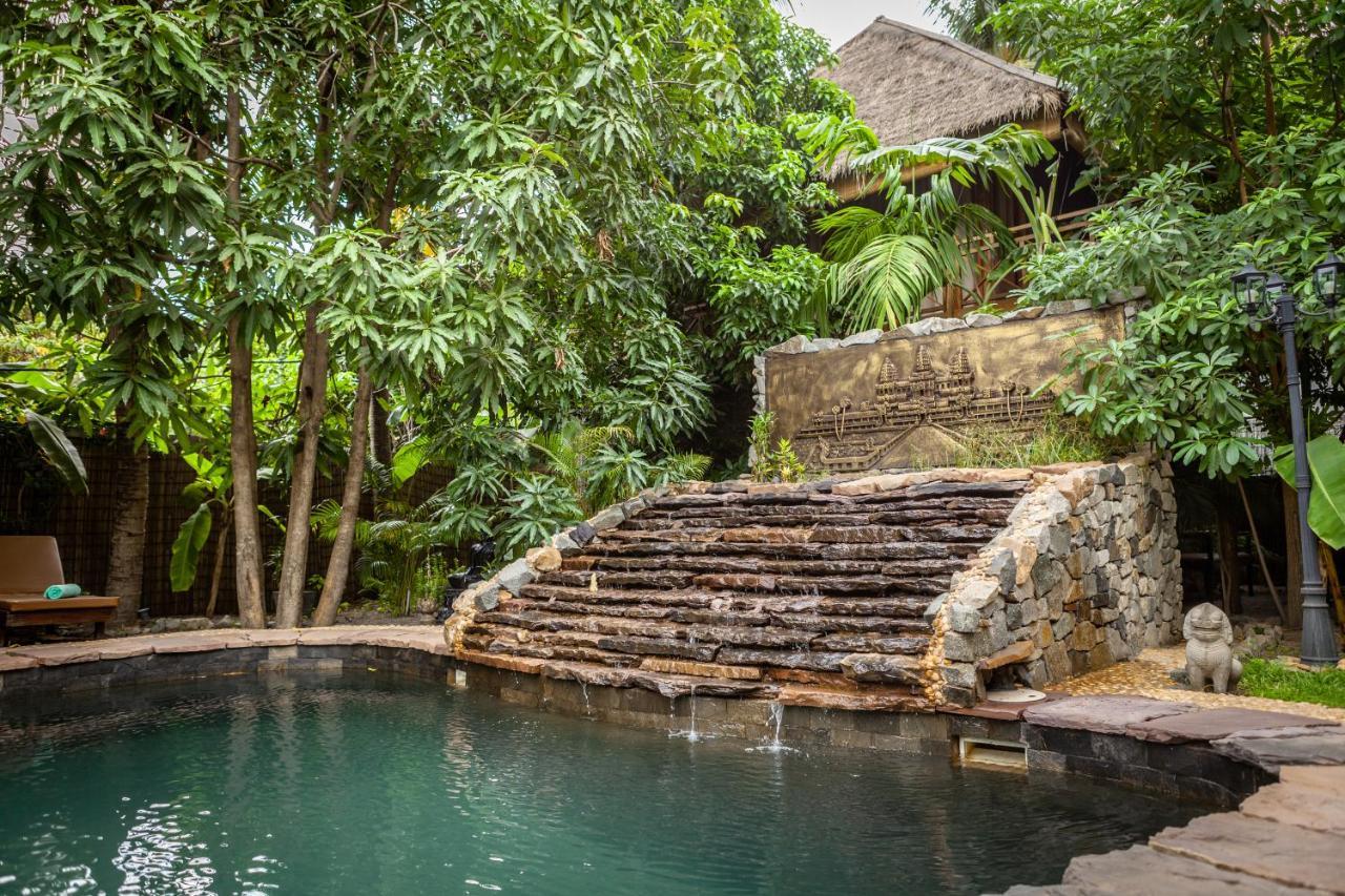 Authentic Khmer Village Resort Siem Reap Esterno foto