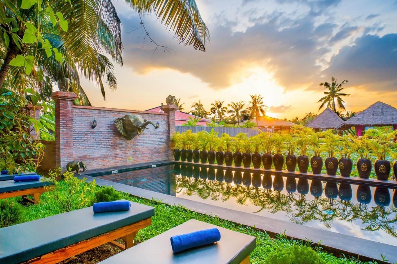 Authentic Khmer Village Resort Siem Reap Esterno foto