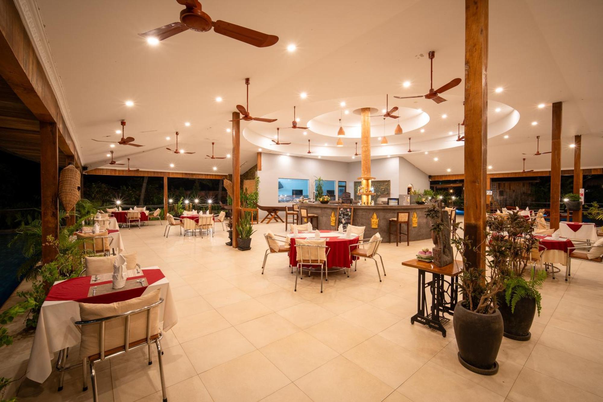 Authentic Khmer Village Resort Siem Reap Esterno foto