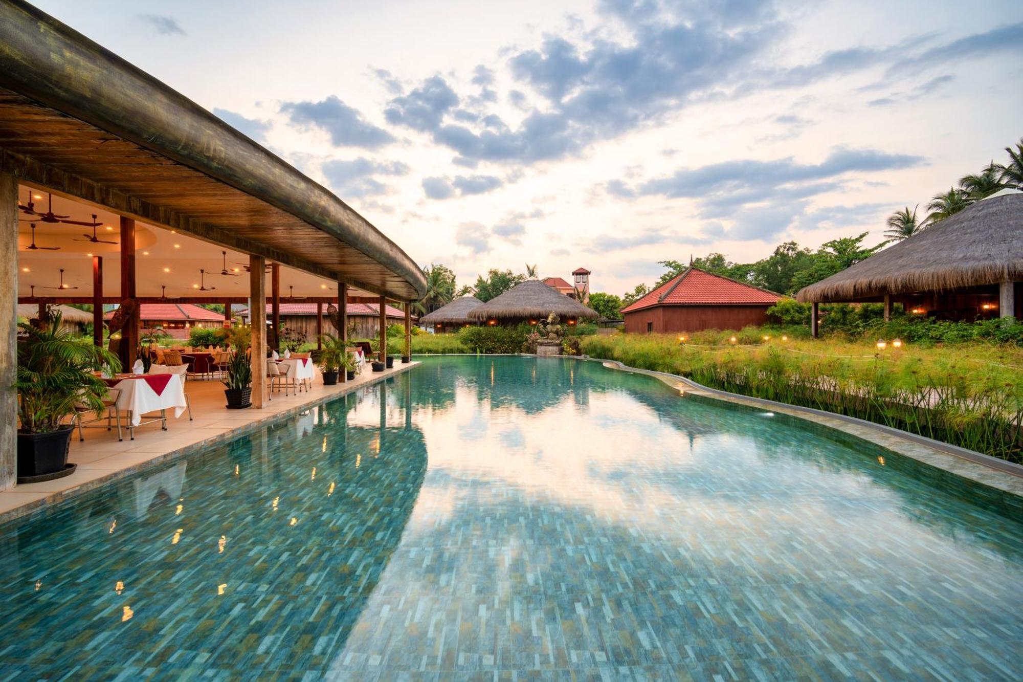 Authentic Khmer Village Resort Siem Reap Esterno foto
